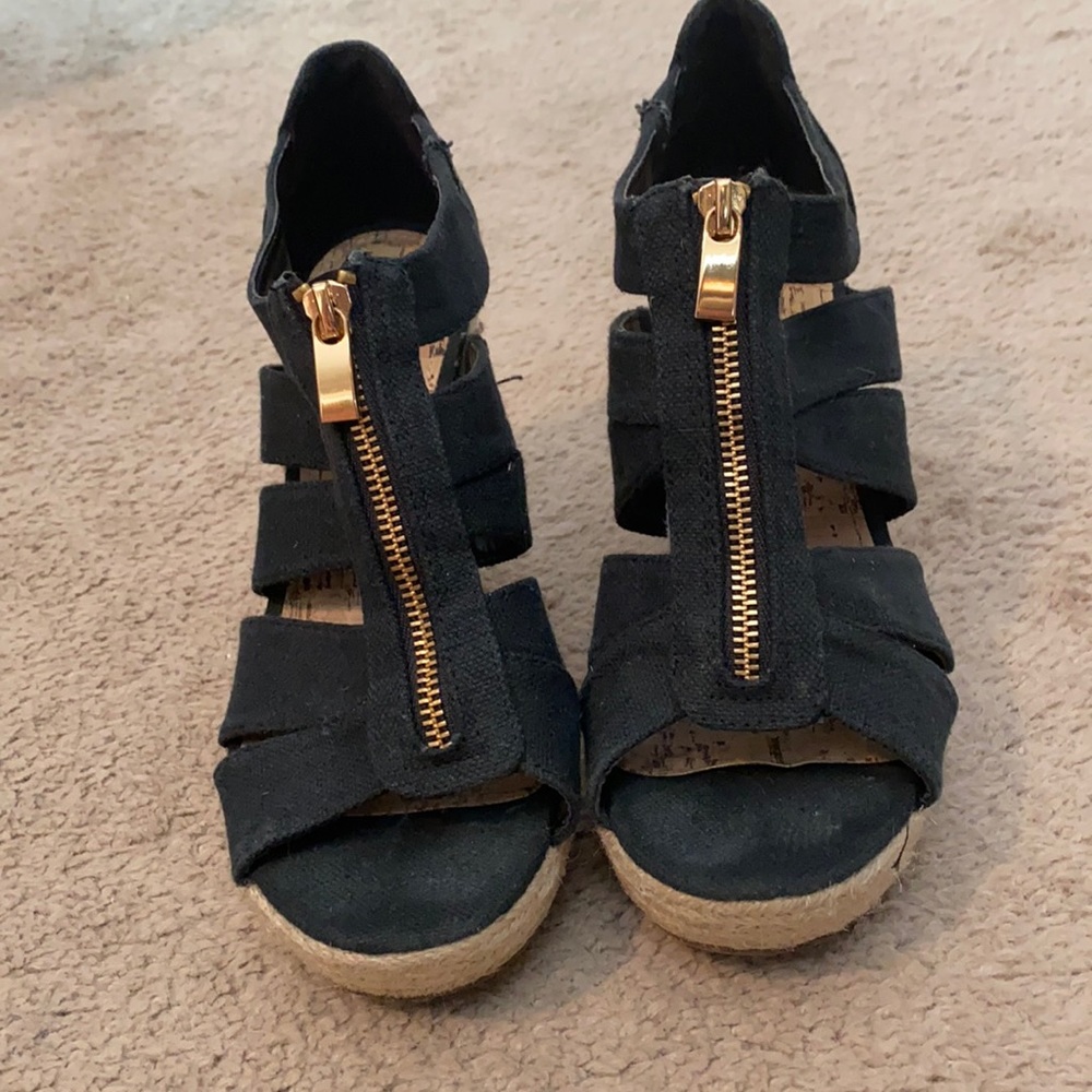 Women’s 8.5 Merona Wedge Sandal